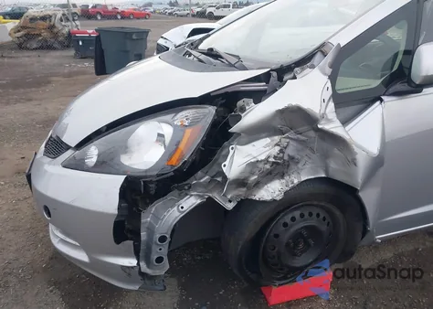 2013 Honda Fit z USA, uszkodzony, nr VIN JHMGE8H39DC067499